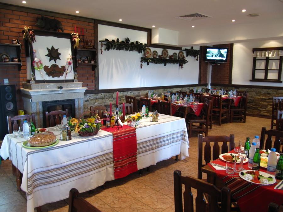 Family Hotel Lipite Tipchenitsa ภายนอก รูปภาพ